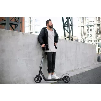 Összecsukható robogó MOVINO X-Way kézi- és lábfékkel, fekete színű Összecsukható robogó MOVINO X-Way kézi- és lábfékkel, fekete színű
