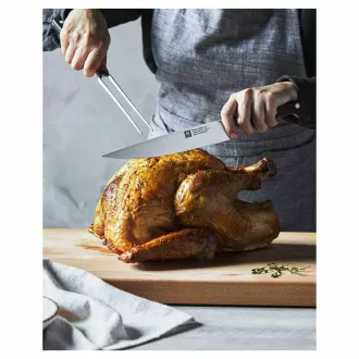 ZWILLING húsvágó készlet, 1x szeletelő kés 20 cm, 1x húsvilla - Pro ZWILLING húsvágó készlet, 1x szeletelő kés 20 cm, 1x húsvilla - Pro