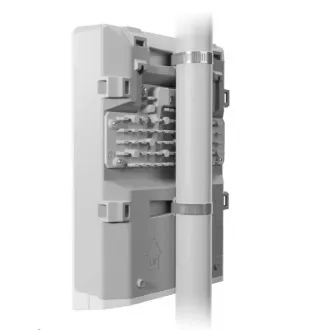 MikroTik Cloud Router Switch CRS318-16P-2S OUT, 800MHz CPU, 256MB, 16x10/100/1000 (PoE-out), 2xSFP , incl.L5, kültéri használatra alkalmas