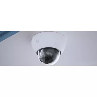 UBNT UVC-AI-Dome-B - AI Dome PoE kamera, 8MP, fekete színű