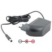 AVACOM univerzális hálózati adapter 12V 2A 24W csatlakozó 5, 5mm x 2, 5mm és pólus középen