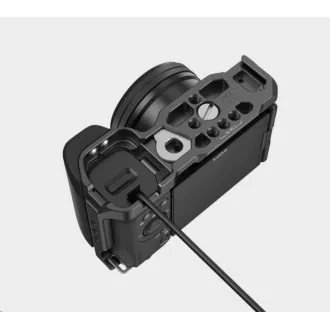 SmallRig 3538 ketrec markolattal a Sony ZV-E10-hez SmallRig 3538 ketrec markolattal a Sony ZV-E10-hez