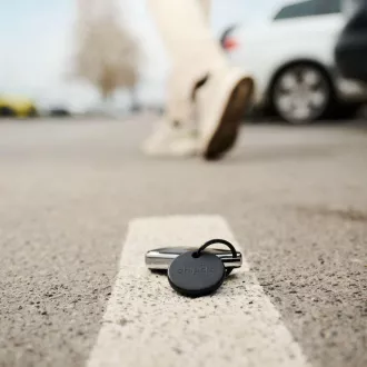 Chipolo POP - Bluetooth helymeghatározó, fekete Chipolo POP - Bluetooth helymeghatározó, fekete