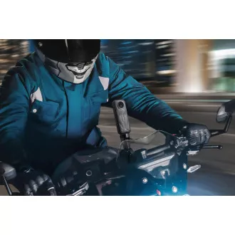 Insta360 X5 akciókamera, 8K 360° videó, tripla AI chip, vízálló 15 m-ig, 6 tengelyes stabilizálás, 2400 mAh akkumulátor