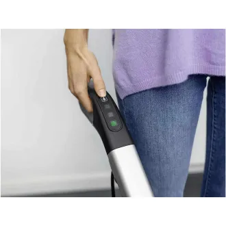 Karcher SC 3 álló gőzölős felmosó, 1600 W, a vírusok 99,999%-át és a közönséges háztartási baktériumok 99,99%-át eltávolítja, fehér színben. - Használt