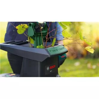 BOSCH AXT 25 D, csendes komposztáló, 2.500 W, vágási kapacitás, max. ágátmérő 40 mm BOSCH AXT 25 D, csendes komposztáló, 2.500 W, vágási kapacitás, max. ágátmérő 40 mm