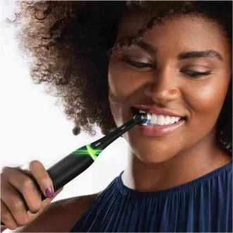 Oral-B iO4 Matt Black elektromos fogkefe, mágneses, időzítő, nyomásérzékelő, mobilalkalmazás, fekete Oral-B iO4 Matt Black elektromos fogkefe, mágneses, időzítő, nyomásérzékelő, mobilalkalmazás, fekete