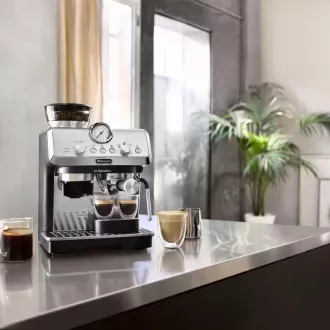 DeLonghi La Specialista Arte karos kávéfőző, 1400 W, beépített darálóval, MyLatte gőzfúvókával DeLonghi La Specialista Arte karos kávéfőző, 1400 W, beépített darálóval, MyLatte gőzfúvókával