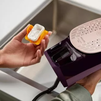 Philips Azur 8000 Series DST8021/30 gőzölős vasaló, 3000 W, gyors felmelegedés, automatikus kikapcsolás, lila színű
