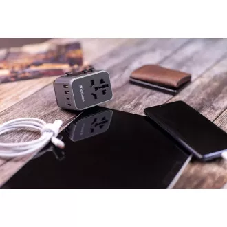 VERBATIM univerzális utazási adapter UTA-03 utazási adapter