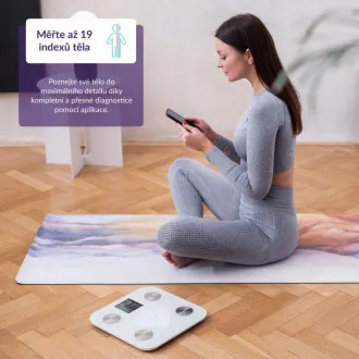 TrueLife FitScale W7 BT - Bioelektromos impedancia Bluetooth mérleg - Fehér színű