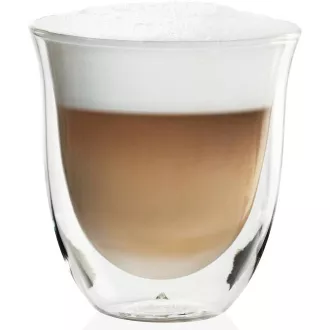 Egy pohár kapucsínó DE'LONGHI