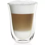 Egy pohár Latte macchiato DE'LONGHI