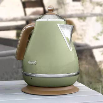 KBOV 2001 GR DELONGHI KETTLE