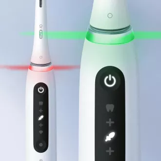 IO SERIES 5 TELJESEN FEHÉR ORAL-B FOGKEFE