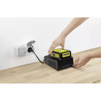 18V KÄRCHER GYORSTÖLTŐ