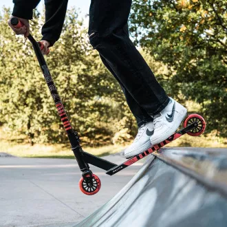 Freestyle robogó MOVINO Stunt NITRO piros 2024