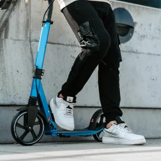 Összecsukható robogó MOVINO City Comfort , fekete - Blue Edition