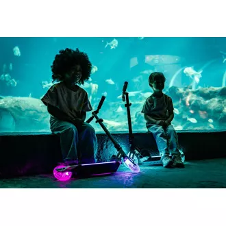 MOVINO COSMO 2 összecsukható roller LED kerekekkel 120 mm-es kerekekkel