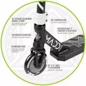 MADD GEAR Freestyle robogó Kick Pro FEKETE-ÉRVER MADD GEAR Freestyle robogó Kick Pro FEKETE-ÉRVER