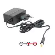 AVACOM univerzális hálózati adapter 12V 1A 12W csatlakozó 5,5mm x 2,1mm plusz pólus középen