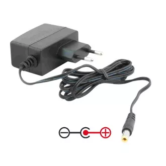AVACOM univerzális hálózati adapter 12V 1A 12W csatlakozó 5,5mm x 2,1mm plusz pólus középen AVACOM univerzális hálózati adapter 12V 1A 12W csatlakozó 5,5mm x 2,1mm plusz pólus középen