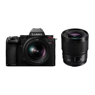 Panasonic Lumix DC-S5 Mark II Lumix S 20-60 mm f/3.5-5.6 Macro O.I.S. Lumix S 50 mm f/1.8 DSLM, 24.2 Mpx, fekete színű Panasonic Lumix DC-S5 Mark II Lumix S 20-60 mm f/3.5-5.6 Macro O.I.S. Lumix S 50 mm f/1.8 DSLM, 24.2 Mpx, fekete színű