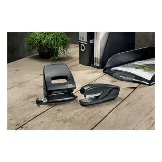 LEITZ Ökológiai lyukasztó NeXXt RECYCLE, 30 lap, fekete