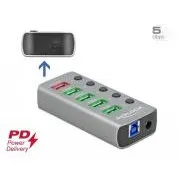 Delock USB 3.2 Gen 1 hub 4 porttal   1 gyorstöltő port   1 USB-C™ PD 3.0 port kapcsolóval és világítással