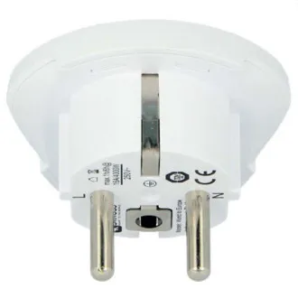 Skross SKR1500211EC – Utazási adapter Európába 2- és 3-pólusú készülékekhez, több mint 220 úti célról Skross SKR1500211EC – Utazási adapter Európába 2- és 3-pólusú készülékekhez, több mint 220 úti célról