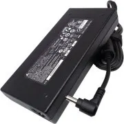 MSI 135W 19,5V hálózati adapter (hálózati kábellel együtt)