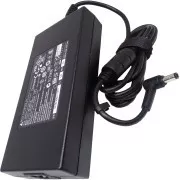 MSI 180W-os hálózati adapter (tápkábellel együtt)