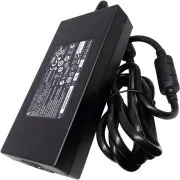 MSI 180W 19,5V hálózati adapter (hálózati kábellel együtt)