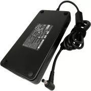 MSI 230W 19,5V hálózati adapter (hálózati kábellel együtt)