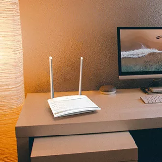 TP-LINK router TL-WR820N 2.4GHz, extender, hozzáférési pont, IPv6, 300Mbps, külső fix antenna, 802.11n, VLAN, WPS, vendég hálózat