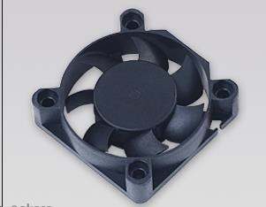AKASA ventilátor 4cm-es fekete ventilátor, 40x40x10mm, csapágyazott, 24.87 dBA, 3 tűs, 3 tűs